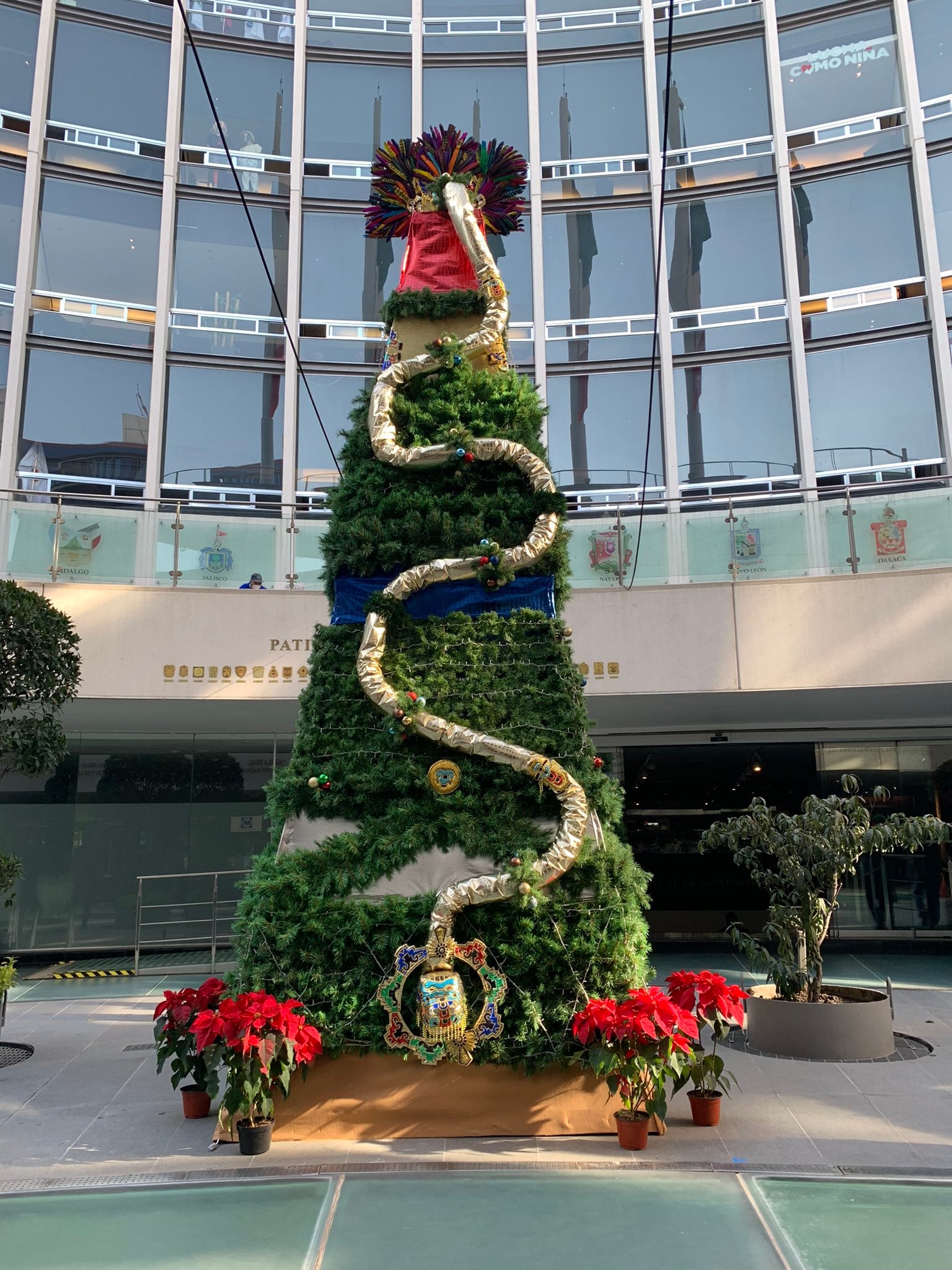 Árbol de navidad en el Senado