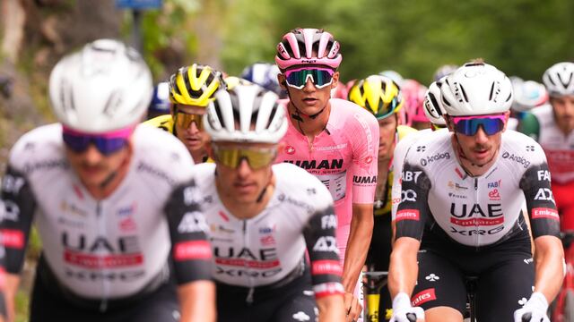 Isaac del Toro en la etapa 15 del Giro de Italia.
