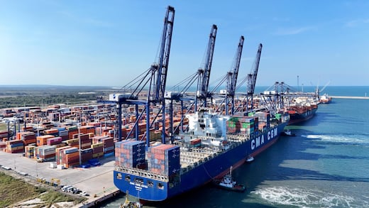 Hutchison Ports ICAVE hace historia en Veracruz con el arribo del buque más grande