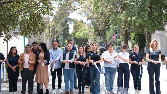 Romina Contreras Carrasco inaugura más de 217 kilómetros de vialidades en Huixquilucan.