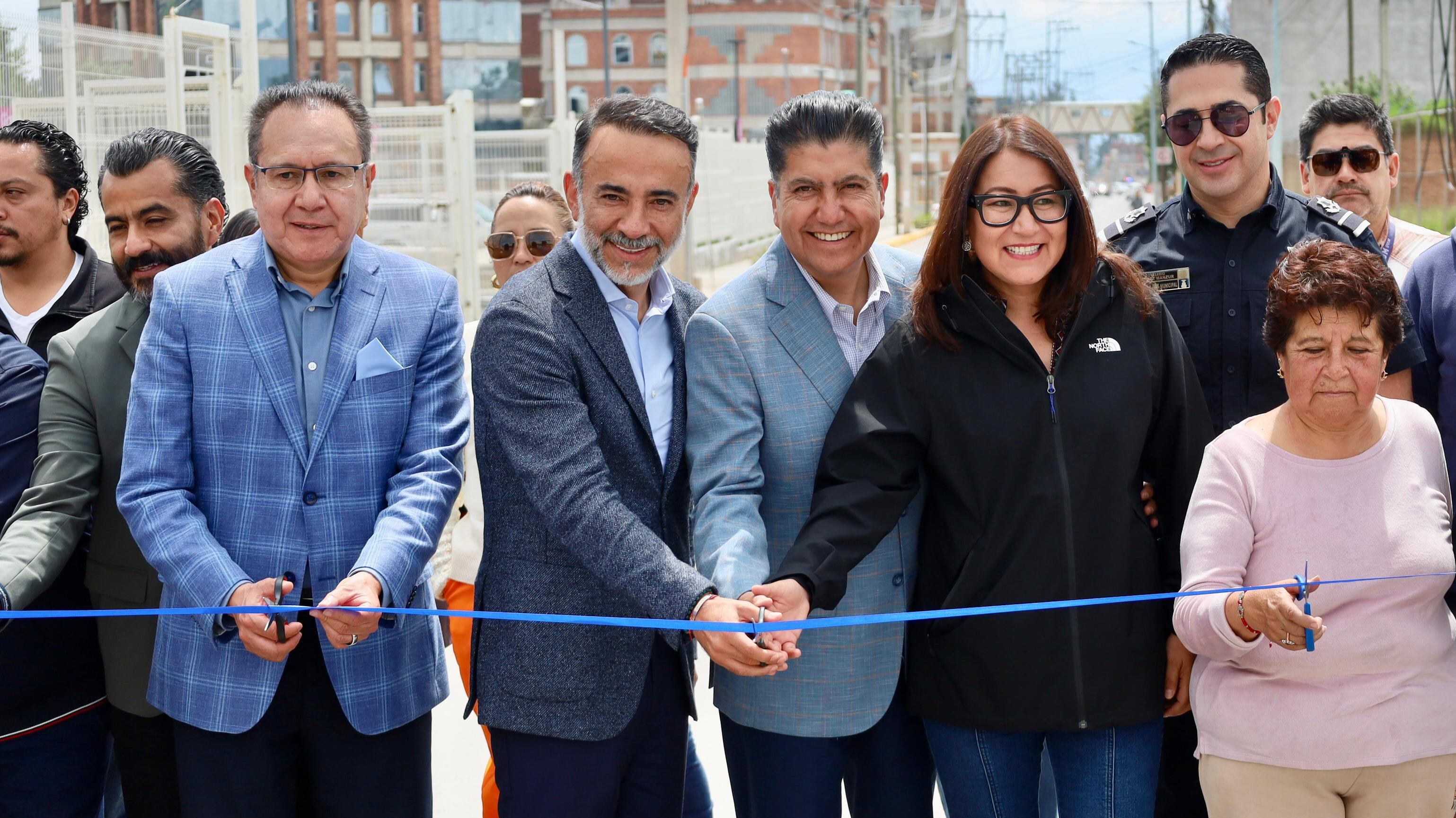 Fernando Flores inaugura calle Pedro Ascencio en Metepec y destaca voluntad ciudadana y diálogo con Galerías