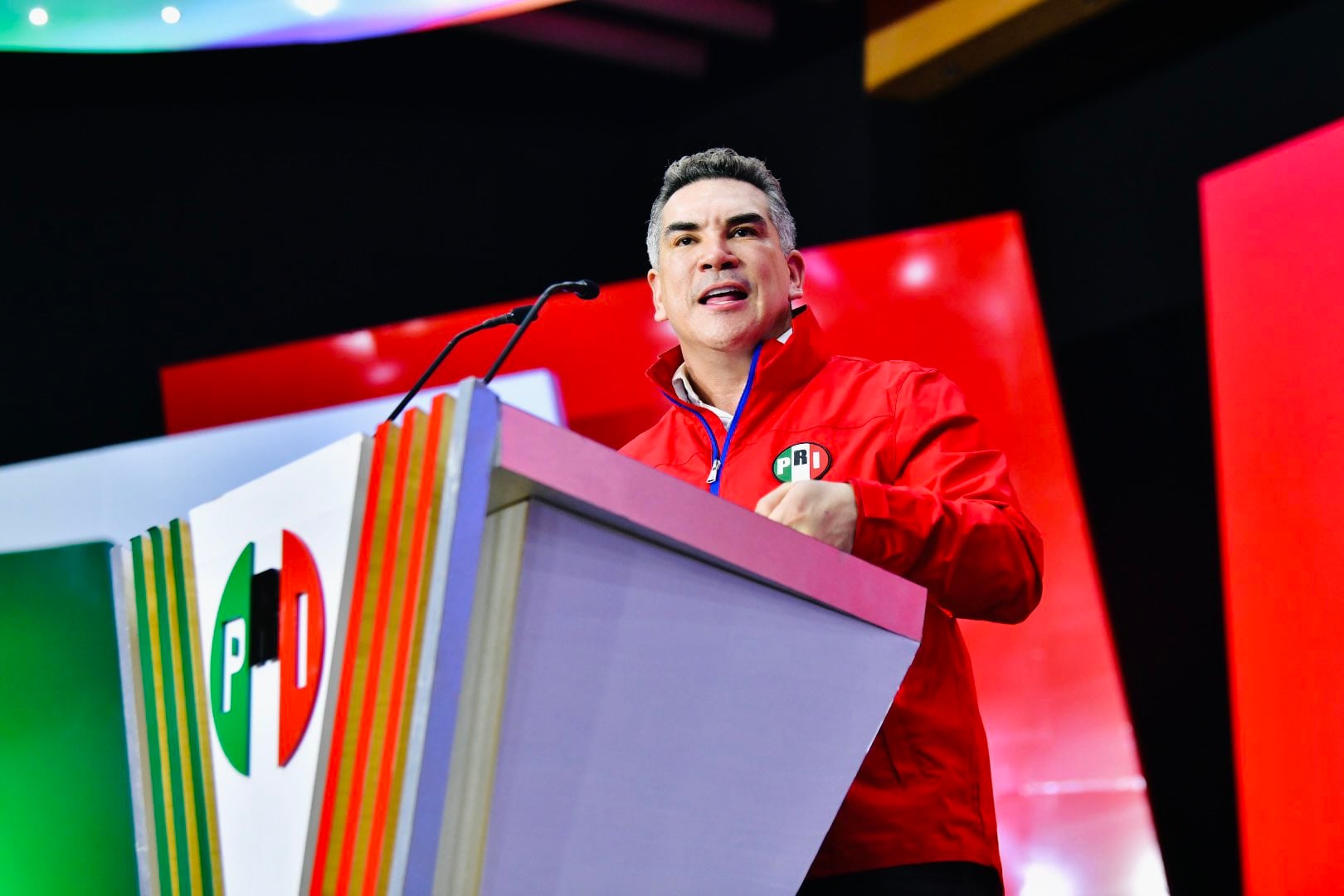 Alejandro Moreno se reelige como presidente del PRI