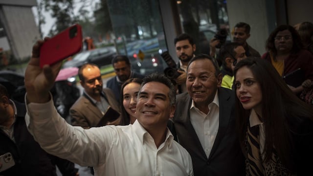 Alejandro Moreno Cárdenas dirigente nacional del partido tricolor