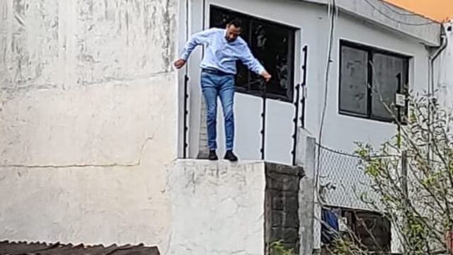 En Zacualtipán, los habitantes irrumpieron en casa del alcalde: tuvo que salir huyendo