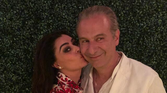 Yadhira Carrillo junto a Juan Collado