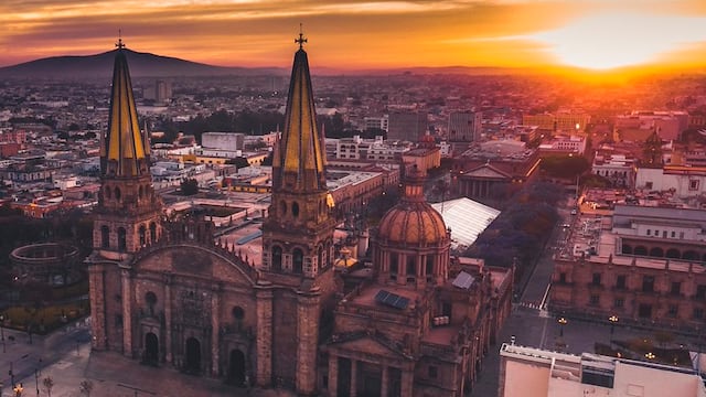 Tom Daley, Sam Smith y Rosalía disfrutan de Jalisco