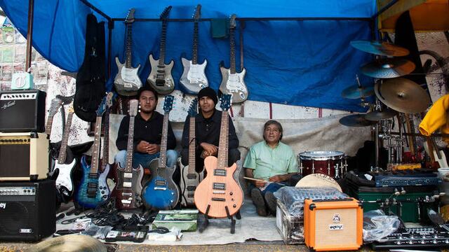 Tianguis de músicos de Taxqueña en la CDMX