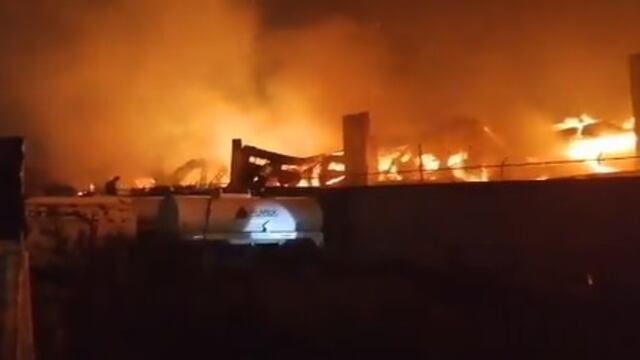 Incendio en bodega de Chalco