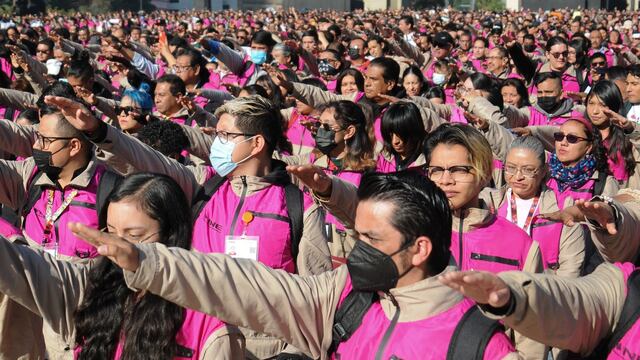 Capacitadores INE, toma de protesta
