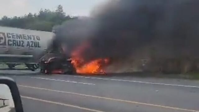 Narcobloqueos en carretera San Juan de Los Lagos-Encarnación de Díaz