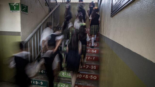 La maestra a cargo del grupo fue separada de su puesto.