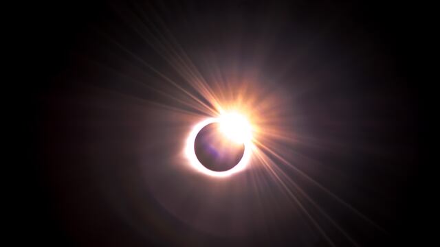 Eclipse solar