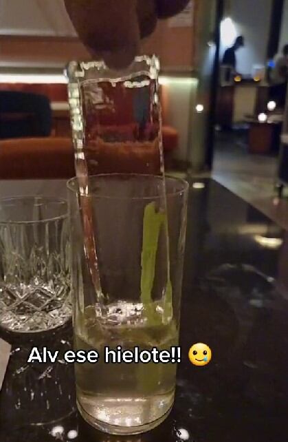 Estafa con hielo de 20 cm