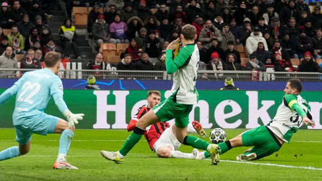 AC Milan y Feyenoord, eliminados de la Champions League.