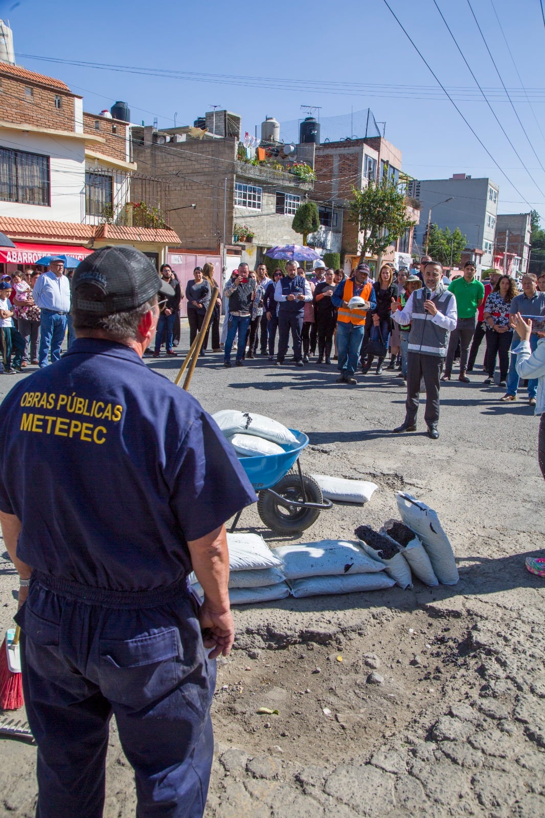 Fernando Flores impulsando obra pública en Metepec