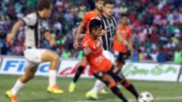 Julio Nava e jugador de los Jaguares de Chiapas