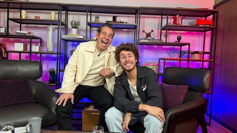 Juanpa Zurita en la entrevista con Yordi Rosado