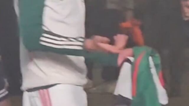 Edson Álvarez se queda con la playera de Musiala