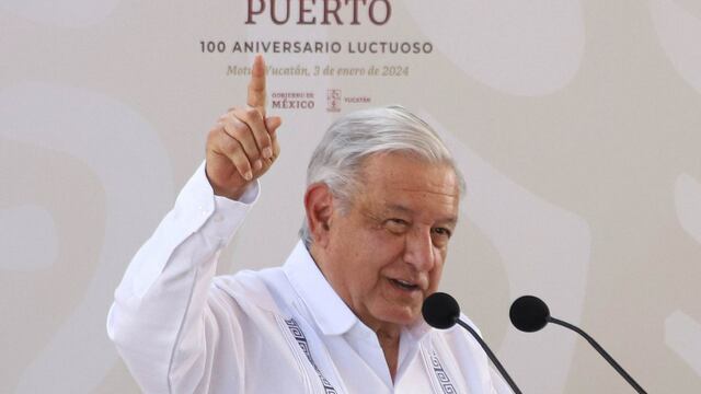 Andrés Manuel López Obrador, encabezo la ceremonia por el aniversario de los 100 años de la muerte de Felipe Carrillo Puerto