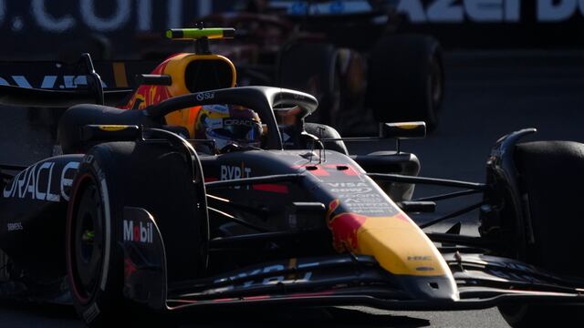 Checo Pérez sufre choque en el GP de Azerbaiyán