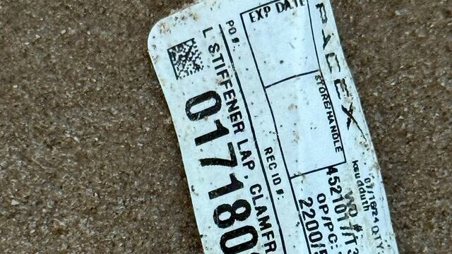 SpaceX y su basura contaminan playa de Tamaulipas