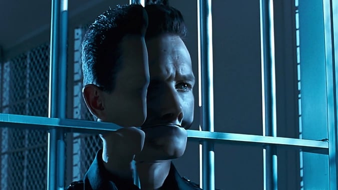 ¿Terminator de la vida real? Un robot se derrite para atravesar los barrotes