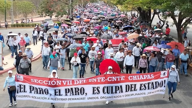 Maestros de la CNTE en Chiapas se van a paro indefinido