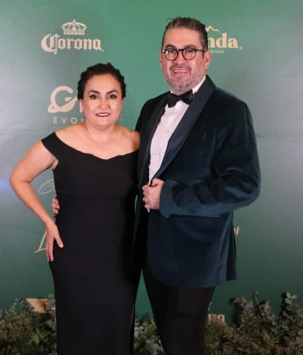 Martha Elba Dávila Pérez con su esposo Alejandro Jorge García Gómez.