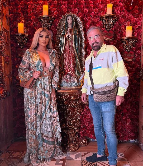 Mariana Gonzalez y Vicente Fernández Jr.