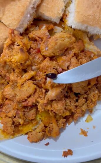 Asqueroso ingrediente en torta de churrería El Moro