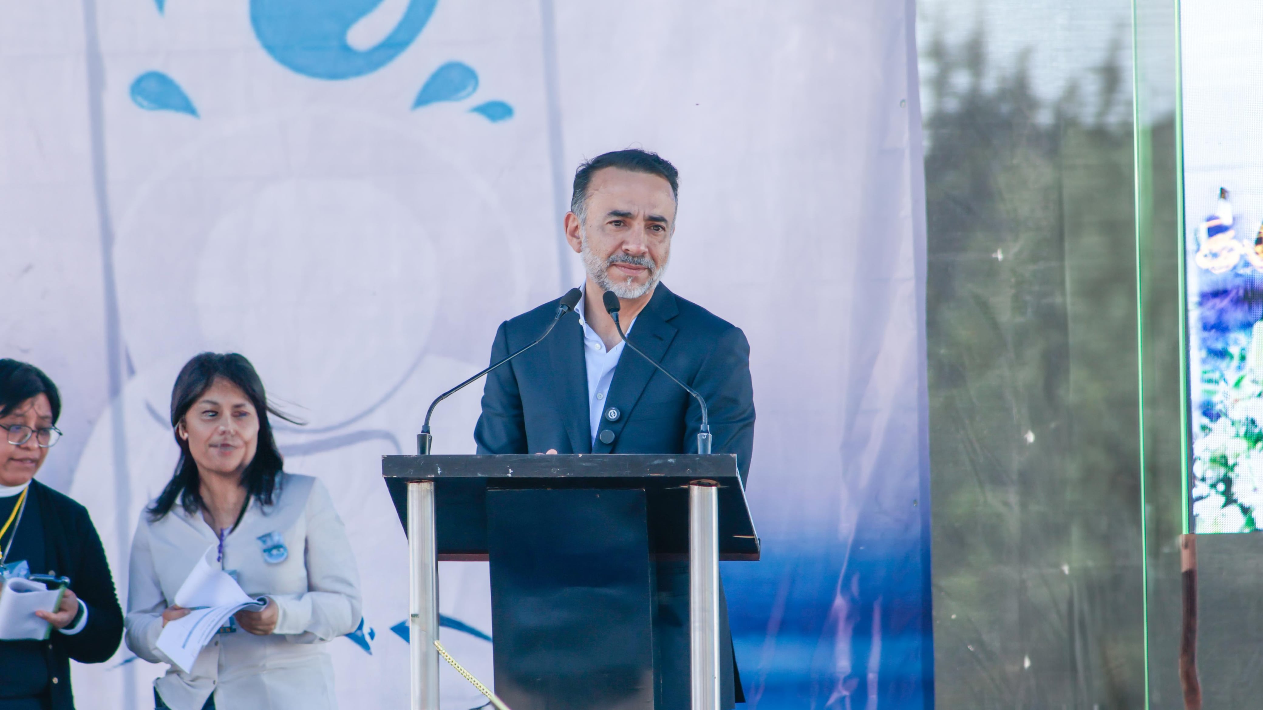 Fernando Flores se reunió con 10 mil jóvenes de Metepec