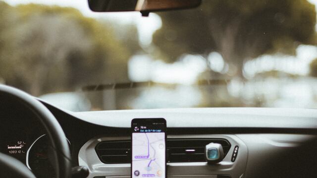 Uber requerira identificación del usuario antes de pagar en efectivo