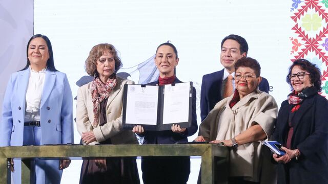 Claudia Sheinbaum en conferencia mañanera del 2 de diciembre