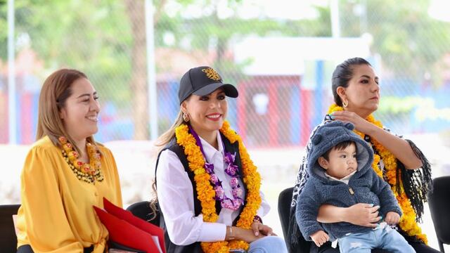 Evelyn Salgado en inauguración de museo La Avispa