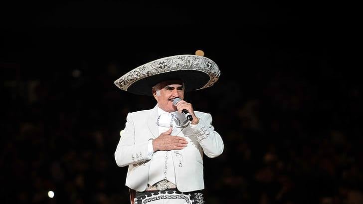 Vicente Fernández podría regresar a los escenarios gracias a un holograma