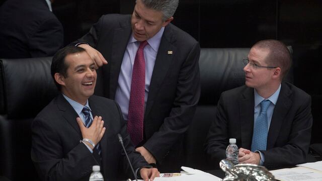 Ernesto Cordero, David Penchyna y Ricardo Anaya en sesión de la Comisión Permanente en 2013.