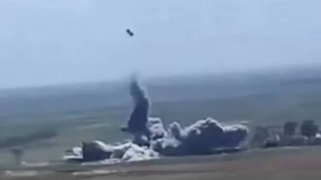 VIDEO: Coche bomba explota en el aire