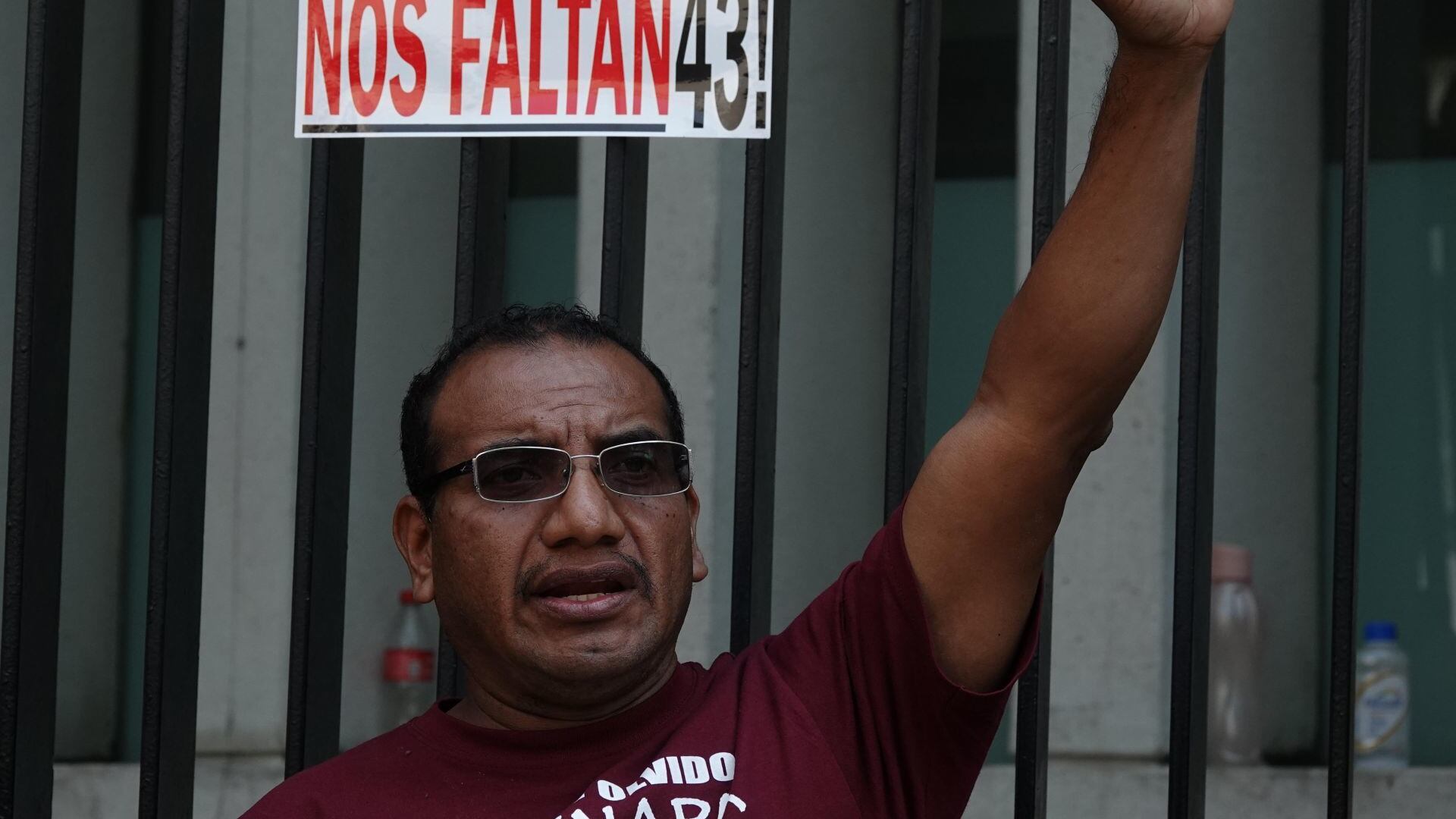 Caso Ayotzinapa: Vidulfo Rosales renuncia como abogado de padres de normalistas por esta razón
