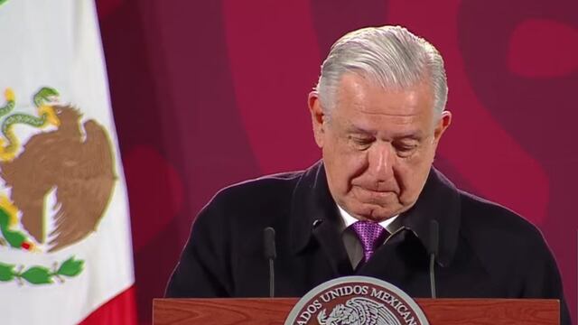 AMLO estuvo a punto de llorar al recordar con voz quebrada la infancia de sus hijos