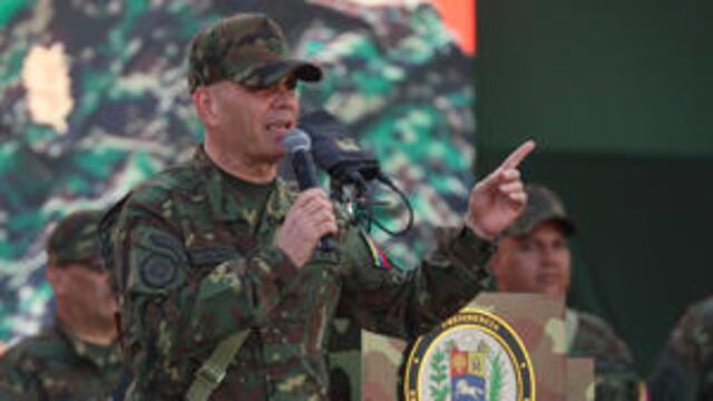 Vladimir Padrino López denuncia acoso militar de Estados Unidos