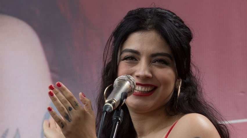 ¿A qué hora termina el concierto de Mon Laferte en Palacio de los Deportes? Horarios del 29, 30 y 31 de mayo