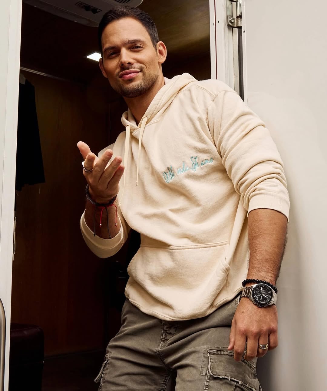 Emmanuel Palomares, actor.