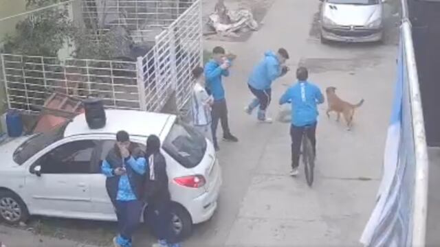 Dos facciones de barras bravas del mismo equipo se tirotearon en Argentina