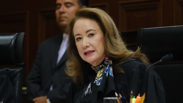 Yasmín Esquivel