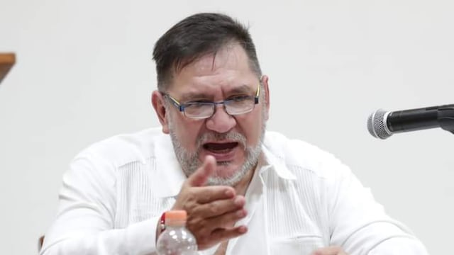 Manuel Alberto Cruz Martínez, director del INE es suspensión