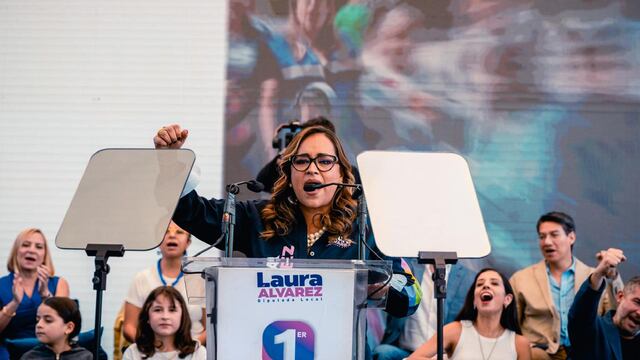 Laura Álvarez rinde Primer Informe de Actividades Legislativas.