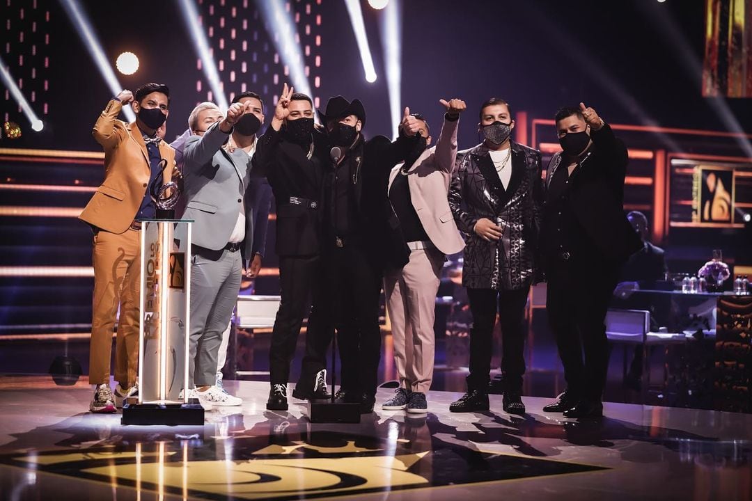 Grupo Firme en Premios Lo Nuestro