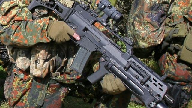 Traficantes de armas son detenidos en Texas