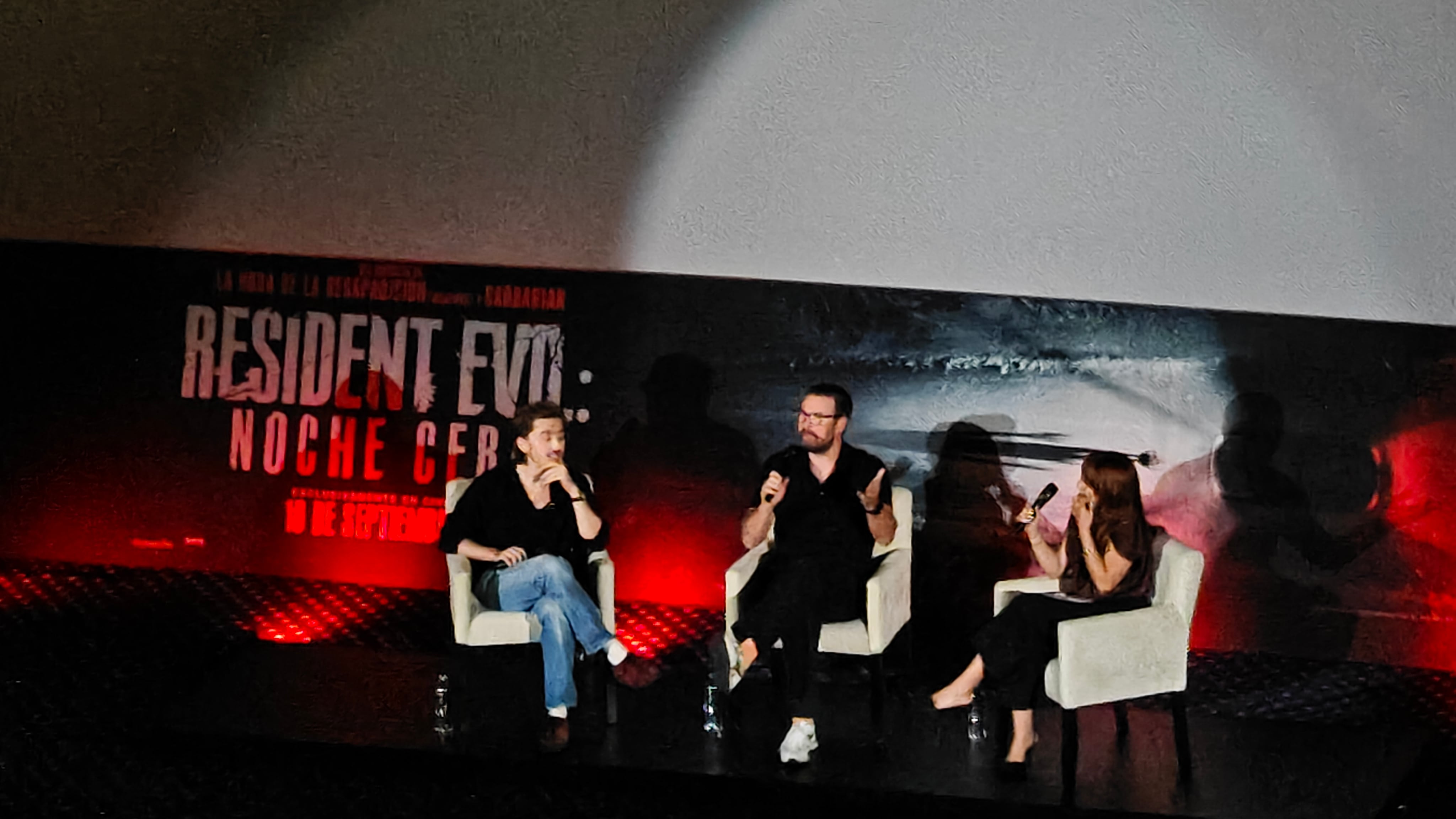 Zach Cregger y Austin Abrams presentan Resident Evil: Noche Cero en CDMX