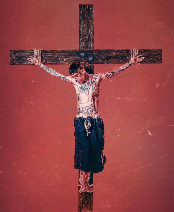 Santa Fe Klan crucificado